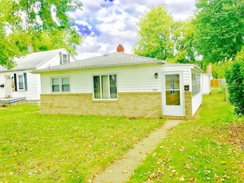 955 Williams St, Kankakee, IL 60901-2248