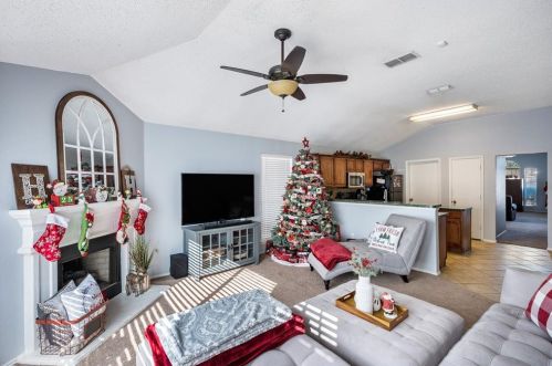 10245 Brea Cyn Rd, Fort Worth TX  76108-4984 exterior