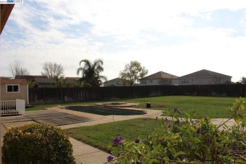 4432 Kingscote Way, Mather, CA 95655-3074
