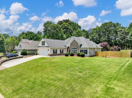 214 Palmer Ct, Jefferson GA  exterior
