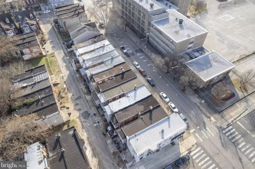 779 44 St, Philadelphia PA 19104-2939 exterior