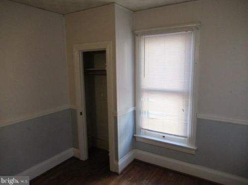 320 Middle St, Hanover PA 17331-3746 exterior