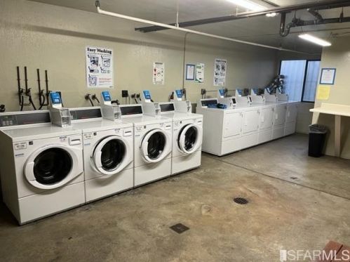 1700 Gough St, San Francisco CA  94109-4452 exterior
