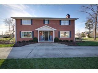 1103 Timberview Dr, Charleston, WV 25314-2225