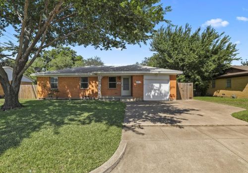 4917 Nancy Ln, Fort Worth, TX 76180-6855