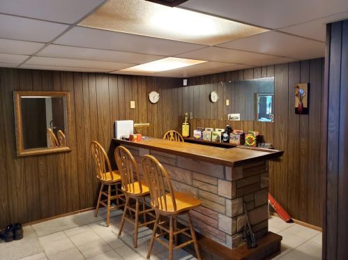 1523 Howard Ct, Hobart IN  46342-5637 exterior