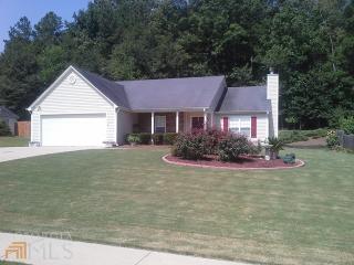 35 Vintage Dr, Porterdale, GA 30014-7042