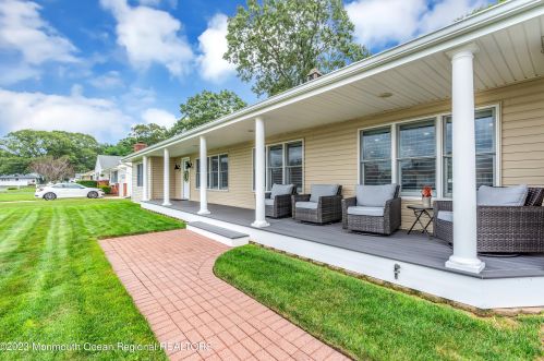 1608 Calamus Pl, Point Pleasant Beach, NJ 08742-4205