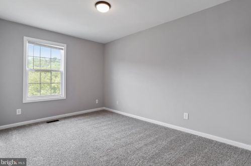 43 Morningstar Dr, Hedgesville WV  25427-5300 exterior