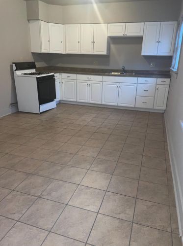 200 36th Ave, Gary IN  46408-1607 exterior