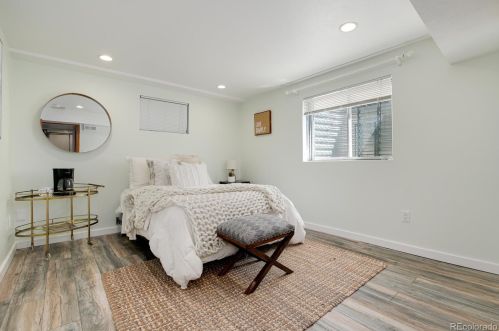 6081 Mineral Dr, Englewood CO 80112-3306 exterior