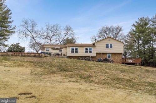 17404 Rocky Gorge Ct, Silver Spring MD 20905-5123 exterior