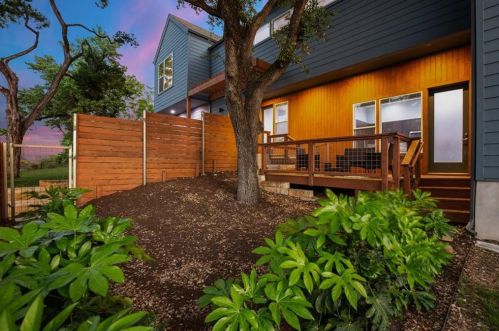 3100 Aldwyche Dr, Austin TX  78704 exterior