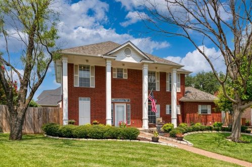 8625 Amhurst Ct, Fort Worth, TX 76182-8408