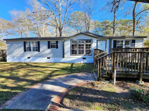 402 5th Ave, Bonaire, GA 31005-4538