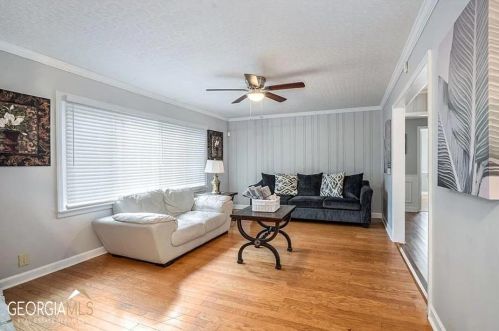 3270 Rex Rd, Rex GA 30273-1041 exterior