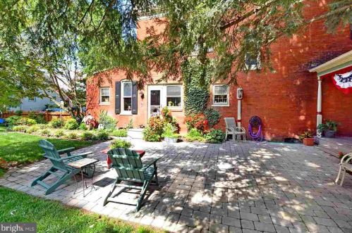 501 Baer Ave, Hanover PA 17331-2703 exterior