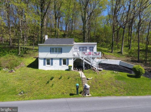 1610 Morningside Dr, Lancaster, PA 17602-1306