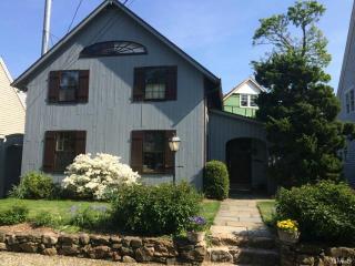 29 Craw Ave, Norwalk, CT 06853-1608