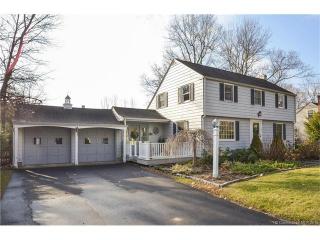9 Carver Cir, Simsbury CT  06070-2014 exterior