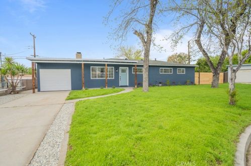6612 Mitad Ct, San Bernardino, CA 92404-5723