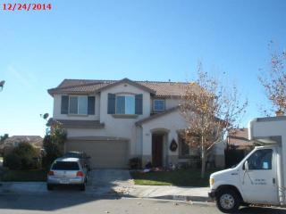 44529 Grove Ln, Lancaster, CA 93534-2857