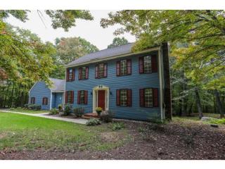 70 Corriveau Dr, Manchester, NH 03106-2416