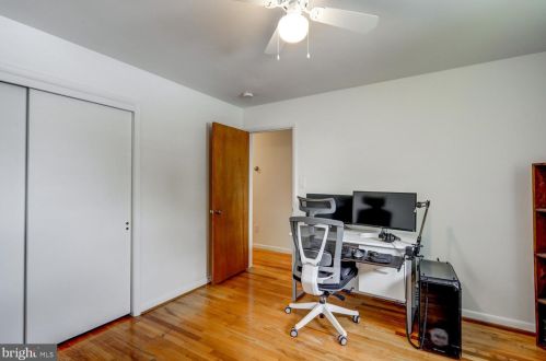 1651 Sunset Ave, Lancaster PA  17601-4355 exterior