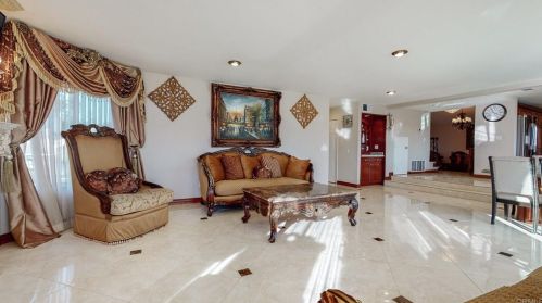 1705 Bridgehampton Pl, El Cajon, CA 92019-4171
