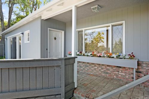 13486 Contour Dr, Van Nuys, CA 91423-4804
