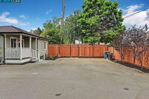 1430 Babel Ln, Concord CA  94518-1245 exterior