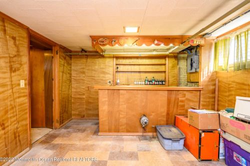 176 Hudson Ave, Tinton Falls NJ 07701-2140 exterior