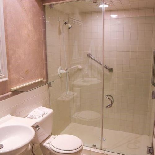 2015 Br Holw Dr, Carrollton TX 75007-1614 exterior