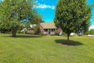 655 Doe Dr, Murfreesboro, TN 37129-3901