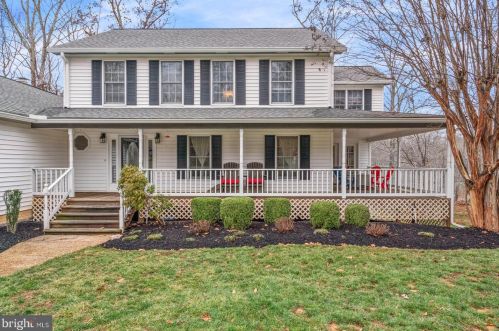 2724 Omisol Rd, Woodbridge, VA 22192-3829