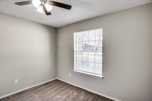 3912 Anewby Way, Fort Worth TX  76133-6860 exterior