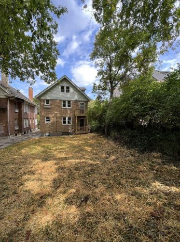 649 Glenwood Ave, Cincinnati OH  45229-2317 exterior