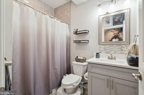 431 Berks St, Philadelphia PA 19131-3215 exterior