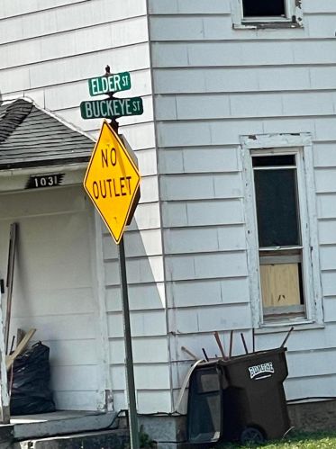 918 Elder St, Springfield OH  45505-3146 exterior