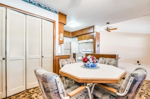 2315 Briarwood Ln, Carrollton TX 75006-7701 exterior