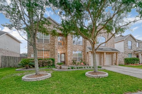 12508 Bethany Bay Dr, Pearland, TX 77584-7810