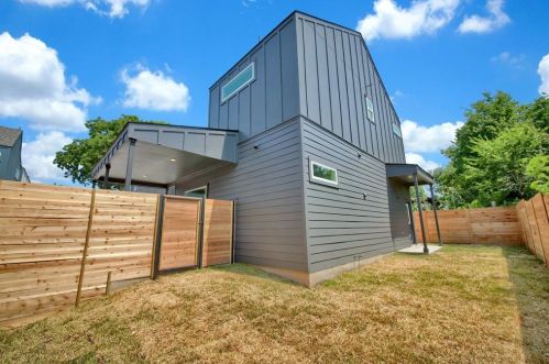 7603 Carver Ave, Austin TX  78752-1617 exterior