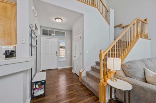 260 Marsalla Dr, Folsom CA  95630-7201 exterior