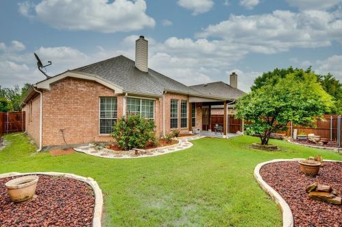 8028 Pretoria Pl, Fort Worth TX  76123-1831 exterior