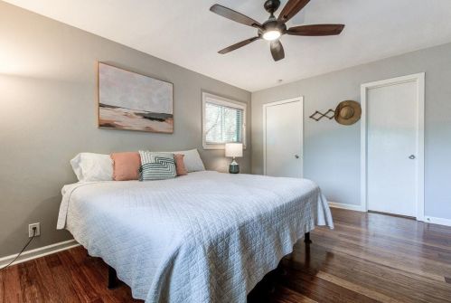 5205 Buffalo Pass, Austin TX  78745-2703 exterior