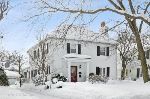 516 Meadow Rd, Northfield, IL 60093-4017