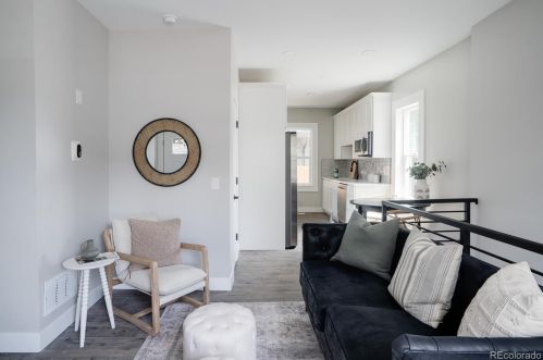 721 5th Ave, Denver CO  80203-3864 exterior