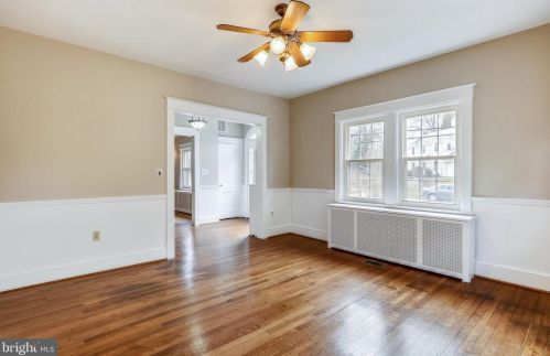 8401 Cedar St, Silver Spring MD 20910-4324 exterior