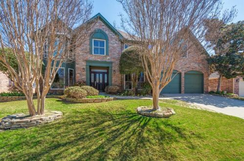 1064 Winding Creek Dr, Grapevine, TX 76051-7814
