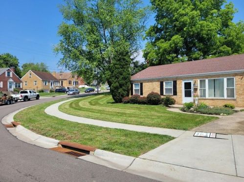2611 Barthas Pl, Cincinnati, OH 45239-4267